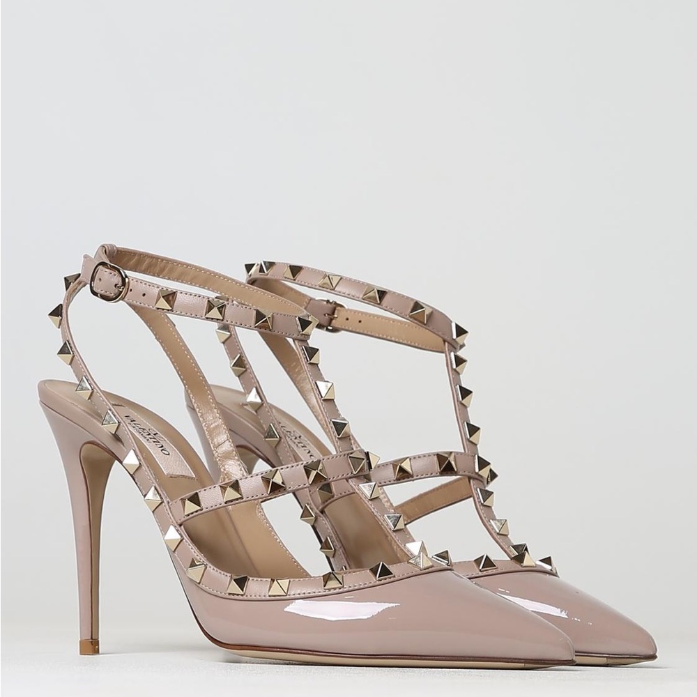 Valentino Garavani Tan Rockstud Heels